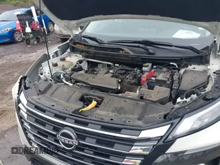 2024 Nissan Rogue S z VIN 5N1BT3AA4RC681960, wystawiony jako IAAI lot #42216264 z przebiegiem 37 882 mil mil oraz . Historia ofert i sprzedaży dostępna na DreamBid. Obrazek 10.