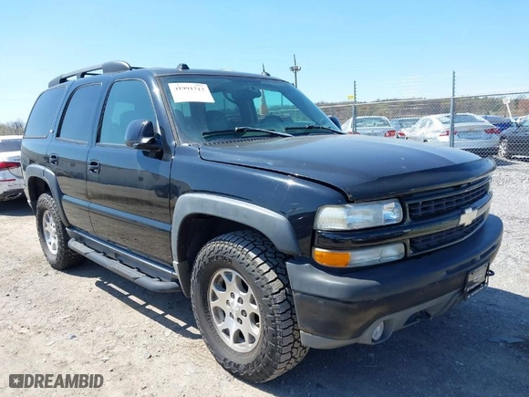 2005 Chevrolet Tahoe Z71 with VIN 1GNEK13Z35R226575, listed as a IAAI auction lot 41991713 with 152,038 mi miles. Bid and sale history available at carsss.com. Image 1.