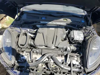2023 Porsche Macan GTS z VIN WP1AF2A52PLB57318, wystawiony jako Copart lot #70542434 z przebiegiem 10 800 mil mil oraz Szkoda całkowita • Salvage title. Historia ofert i sprzedaży dostępna na DreamBid. Obrazek 11.