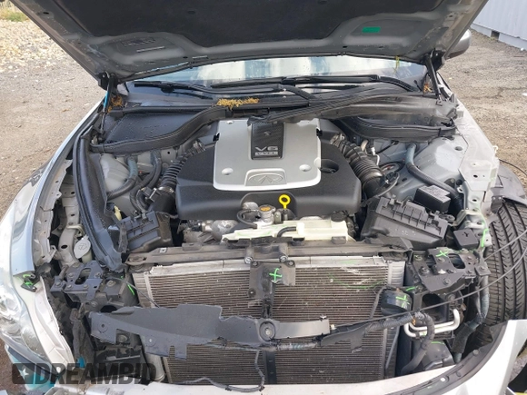 2011 Infiniti G37 with VIN JN1CV6FE8BM952781, listed as a IAAI auction lot 42144510 with 88,126 mi miles. Bid and sale history available at carsss.com. Image 10.