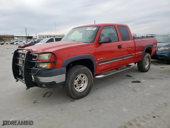 2006 Chevrolet Silverado 2500HD LT2 with VIN 1GCHK29U96E100169, listed as a Copart auction lot 49130555 with 272,700 mi miles and Clean Title. Bid and sale history available at carsss.com. Image 1.