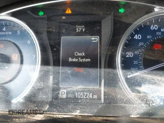 2017 Toyota Camry XLE with VIN 4T1BF1FK3HU688372, listed as a IAAI auction lot 41607367 with 105,224 mi miles and . Bid and sale history available at carsss.com. Image 15.