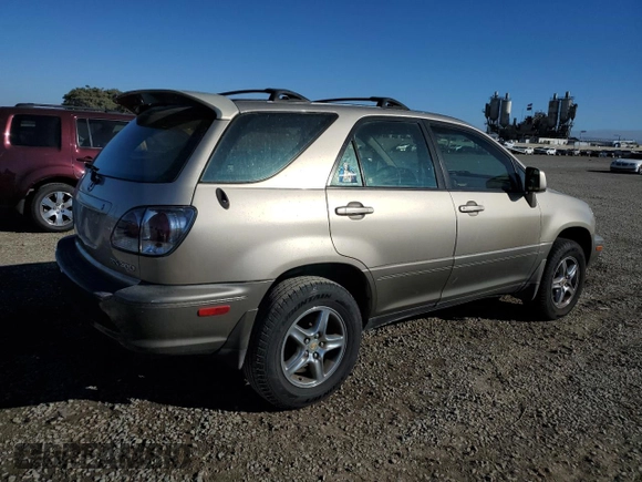 2002 Lexus RX 300 with VIN JTJGF10U120126440, listed as a Copart auction lot 77224124 with 121,395 mi miles and Salvage Title. Bid and sale history available at carsss.com. Image 3.