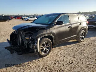 2017 Toyota Highlander LE z VIN 5TDZZRFH4HS233645, wystawiony jako Copart lot #48684015 z przebiegiem 113 418 mil mil oraz Szkoda całkowita • Salvage title. Historia ofert i sprzedaży dostępna na DreamBid. Obrazek 1.