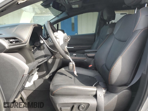 2022 Toyota Sienna XSE with VIN 5TDXRKEC9NS133380, listed as a Copart auction lot 43124635 with 31,600 mi miles and Non repairable. Bid and sale history available at DreamBid. Image 7.
