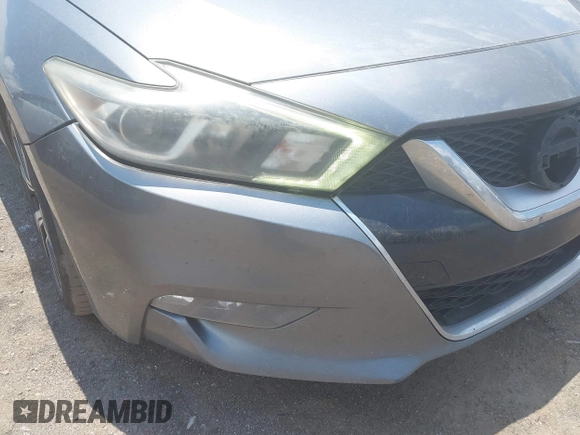 2017 Nissan Maxima SR with VIN 1N4AA6AP1HC371670, listed as a IAAI auction lot 42658517 with 273,530 mi miles and . Bid and sale history available at DreamBid. Image 6.