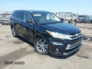 2017 Toyota Highlander XLE with VIN 5TDKZRFH6HS522186, listed as a IAAI auction lot 42560997 with 89,138 mi miles and . Bid and sale history available at DreamBid. Image 1.
