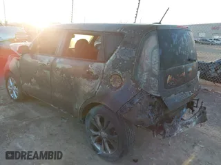 2016 Kia Soul + with VIN KNDJP3A50G7330802, listed as a IAAI auction lot 41272834 with 1 mi miles. Bid and sale history available at carsss.com. Image 3.