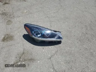 2022 Ford Escape SE z VIN 1FMCU0G66NUB54784, wystawiony jako Copart lot #53842185 z przebiegiem 9 488 mil mil oraz Szkoda całkowita • Salvage title. Historia ofert i sprzedaży dostępna na DreamBid. Obrazek 12.