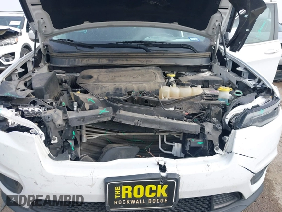 2019 Jeep Cherokee Latitude Plus with VIN 1C4PJLLB0KD307741, listed as a IAAI auction lot 41750370 with 76,036 mi miles. Bid and sale history available at carsss.com. Image 10.