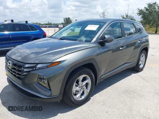 2022 Hyundai Tucson SE with VIN 5NMJA3AE3NH070046, listed as a IAAI auction lot 42197532 with 32,425 mi miles and . Bid and sale history available at carsss.com. Image 2.