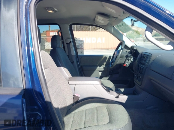 2004 Ford Explorer XLS с VIN 1FMZU62K94ZA11525, выставлен на аукционе IAAI как лот 42510033 с пробегом 141 818 миль миль и . История ставок и продаж доступна на DreamBid. Изображение 5.