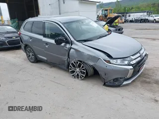 2018 Mitsubishi Outlander ES z VIN JA4AZ2A32JZ004749, wystawiony jako IAAI lot #42172216 z przebiegiem 95 533 mil mil oraz . Historia ofert i sprzedaży dostępna na DreamBid. Obrazek 1.