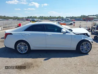 2025 Cadillac CT4 Premium Luxury z VIN 1G6DB5RK4S0116692, wystawiony jako IAAI lot #41908381 z przebiegiem 79 mil mil oraz . Historia ofert i sprzedaży dostępna na DreamBid. Obrazek 14.