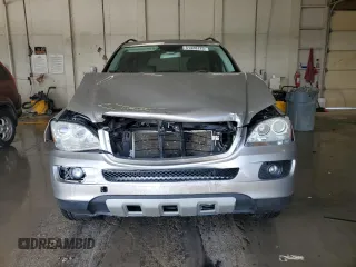 2006 Mercedes-Benz M 350 with VIN 4JGBB86E56A015726, listed as a Copart auction lot 51428725 with 117,497 mi miles and Salvage Title. Bid and sale history available at DreamBid. Image 5.