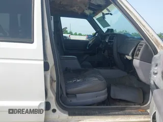 1997 Jeep Cherokee Country с VIN 1J4FT78S1VL522393, выставлен на аукционе IAAI как лот 42640497 с пробегом 220 228 миль миль и . История ставок и продаж доступна на DreamBid. Изображение 5.
