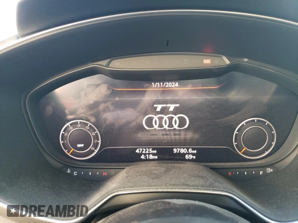 2017 Audi TT z VIN TRUC5AFV8H1003697, wystawiony jako Copart lot #38000154 z przebiegiem 47 225 mil mil oraz . Historia ofert i sprzedaży dostępna na DreamBid. Obrazek 9.