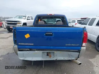 2000 Chevrolet Silverado 1500 LS with VIN 2GCEC19T3Y1300390, listed as a IAAI auction lot 41555922 with 350,074 mi miles and . Bid and sale history available at DreamBid. Image 15.