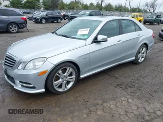 2012 Mercedes-Benz E 350 Luxury with VIN WDDHF8JB2CA655121, listed as a IAAI auction lot 41952558 with 106,155 mi miles and . Bid and sale history available at carsss.com. Image 2.