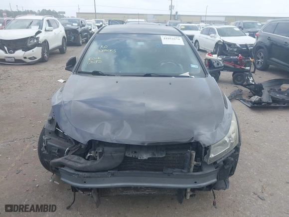 2015 Chevrolet Cruze LT with VIN 1G1PE5SB7F7141782, listed as a IAAI auction lot 41952674 with 132,574 mi miles. Bid and sale history available at carsss.com. Image 13.