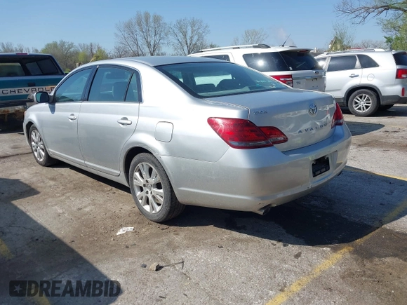 2008 Toyota Avalon XL with VIN 4T1BK36B18U265412, listed as a IAAI auction lot 41978057 with 212,062 mi miles. Bid and sale history available at carsss.com. Image 3.