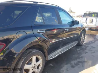 2008 Mercedes-Benz M-Class 3.5L with VIN 4JGBB86E58A385268, listed as a IAAI auction lot 41761101 with 109,184 mi miles. Bid and sale history available at carsss.com. Image 6.