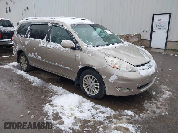2008 Toyota Sienna XLE with VIN 5TDBK22C98S016390, listed as a IAAI auction lot 41971028 with 195,194 mi miles and . Bid and sale history available at DreamBid. Image 1.