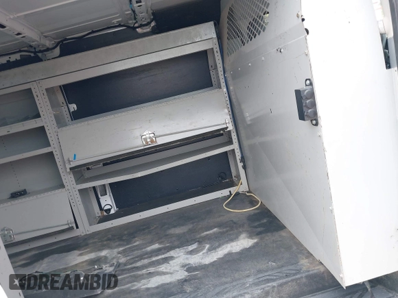 2015 Ford Transit Cargo с VIN 1FTNE1YM0FKA91546, выставлен на аукционе IAAI как лот 42386973 с пробегом 186 702 миль миль и . История ставок и продаж доступна на DreamBid. Изображение 8.
