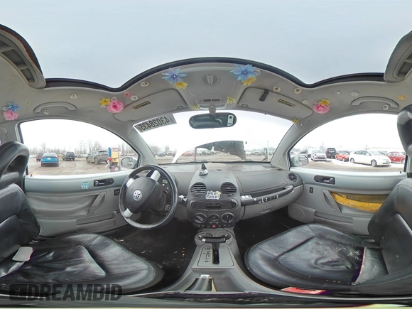 2002 Volkswagen Beetle GLX с VIN 3VWDD21C22M420611, выставлен на аукционе Copart как лот 43028435 с пробегом 217 258 миль миль и Чистый • Clean title. История ставок и продаж доступна на DreamBid. Изображение 13.