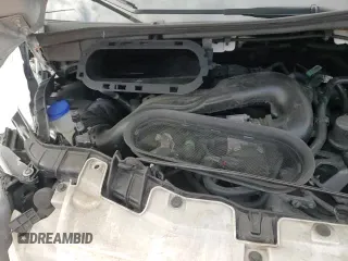 2023 Ford Transit Cargo с VIN 1FTBR2C80PKB31083, выставлен на аукционе Copart как лот 50551005 с пробегом 54 390 миль миль и Списание • Salvage title. История ставок и продаж доступна на DreamBid. Изображение 14.