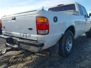 1999 Ford Ranger XL с VIN 1FTYR14V1XTB03800, выставлен на аукционе IAAI как лот 42334118 с пробегом 242 948 миль миль и . История ставок и продаж доступна на DreamBid. Изображение 6.