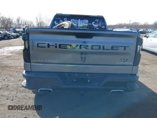 2019 Chevrolet Silverado 1500 Custom Trail Boss with VIN 3GCPYCEF5KG148682, listed as a IAAI auction lot 41826656 with 54,682 mi miles. Bid and sale history available at carsss.com. Image 16.