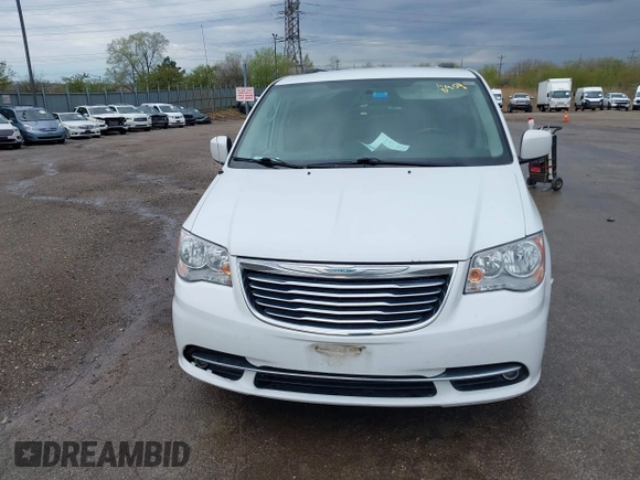 2016 Chrysler Town & Country Touring with VIN 2C4RC1BG3GR187720, listed as a IAAI auction lot 42088954 with 122,127 mi miles. Bid and sale history available at carsss.com. Image 12.