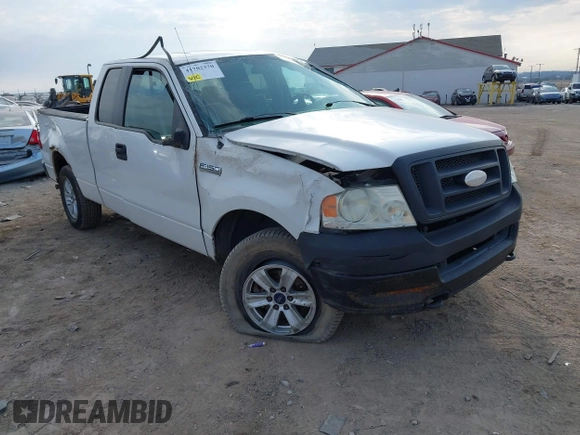 2005 Ford F-150 STX with VIN 1FTRX14W85FB72787, listed as a IAAI auction lot 41702370 with 210,544 mi miles. Bid and sale history available at carsss.com. Image 1.