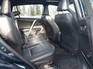 2017 Toyota RAV4 SE z VIN JTMJFREV7HJ709543, wystawiony jako IAAI lot #41355727 z przebiegiem 54 585 mil mil oraz . Historia ofert i sprzedaży dostępna na DreamBid. Obrazek 8.