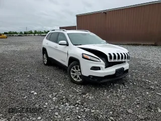 2015 Jeep Cherokee Latitude z VIN 1C4PJMCS7FW624366, wystawiony jako Copart lot #58634805 z przebiegiem 80 598 mil mil oraz Szkoda całkowita • Salvage title. Historia ofert i sprzedaży dostępna na DreamBid. Obrazek 14.