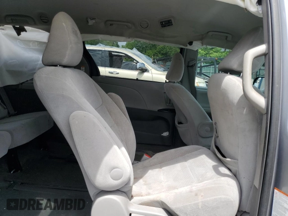 2015 Toyota Sienna LE with VIN 5TDJK3DC8FS104777, listed as a Copart auction lot 63440925 with 195,962 mi miles and Salvage title. Bid and sale history available at DreamBid. Image 11.