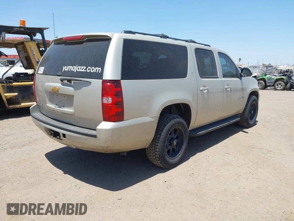 2013 Chevrolet Suburban LT with VIN 1GNSKJE70DR127208, listed as a IAAI auction lot 42285279 with 295,930 mi miles and . Bid and sale history available at DreamBid. Image 4.
