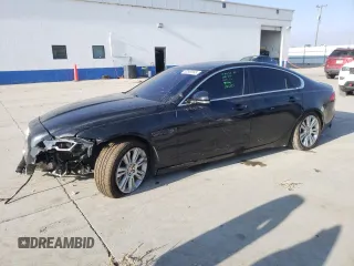 2016 Jaguar XF 35t Premium with VIN SAJBJ4BV2GCY21231, listed as a Copart auction lot 87854215 with 0 mi miles and Salvage Title. Bid and sale history available at carsss.com. Image 1.