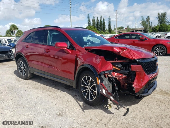 2024 Cadillac XT4 FWD Sport with VIN 1GYFZER48RF164992, listed as a Copart auction lot 68359734 with 3,427 mi miles and Salvage Title. Bid and sale history available at carsss.com. Image 4.