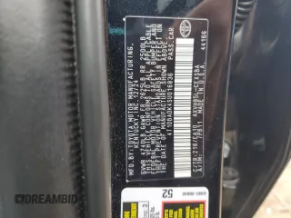 2025 Toyota Camry LE z VIN 4T1DBADK4SU016836, wystawiony jako Copart lot #50876625 z przebiegiem 7496 mil mil oraz Szkoda całkowita • Salvage title. Historia ofert i sprzedaży dostępna na DreamBid. Obrazek 12.