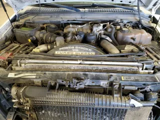 2008 Ford F-350 XL with VIN 1FTWX31R98EB22035, listed as a Copart auction lot 43644045 with 272,372 mi miles and Salvage Title. Bid and sale history available at DreamBid. Image 11.