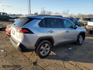 2022 Toyota RAV4 XLE with VIN 2T3P1RFV4NC284496, listed as a Copart auction lot 51371495 with 27,345 mi miles and Salvage Title. Bid and sale history available at carsss.com. Image 3.