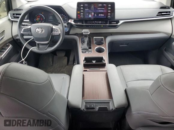 2023 Toyota Sienna XLE с VIN 5TDYRKECXPS147652, выставлен на аукционе Copart как лот 58359105 с пробегом 44 107 миль миль и Списание • Salvage title. История ставок и продаж доступна на DreamBid. Изображение 8.