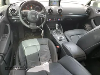 2015 Audi A3 Premium Plus z VIN WAUEFGFF9F1138922, wystawiony jako Copart lot #49503775 z przebiegiem 83 841 mil mil oraz Szkoda całkowita • Salvage title. Historia ofert i sprzedaży dostępna na DreamBid. Obrazek 8.