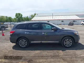 2014 Nissan Pathfinder S with VIN 5N1AR2MM0EC716000, listed as a IAAI auction lot 42182293 with 196,728 mi miles and . Bid and sale history available at DreamBid. Image 13.