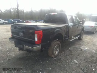 2017 Ford Super Duty F-250 SRW Lariat with VIN 1FT7W2BT4HEC54583, listed as a IAAI auction lot 41419192 with 125,863 mi miles. Bid and sale history available at carsss.com. Image 4.