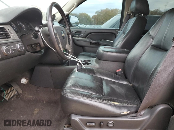 2012 Chevrolet Tahoe z VIN 0K1122238464, wystawiony jako Copart lot #85092534 z przebiegiem 204 392 mil mil oraz Szkoda całkowita • Salvage title. Historia ofert i sprzedaży dostępna na DreamBid. Obrazek 7.