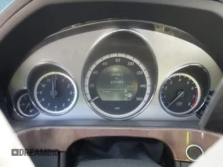 2011 Mercedes-Benz E 350 Luxury with VIN WDDHF8HB1BA469025, listed as a IAAI auction lot 42177905 with 237,601 mi miles and . Bid and sale history available at DreamBid. Image 7.