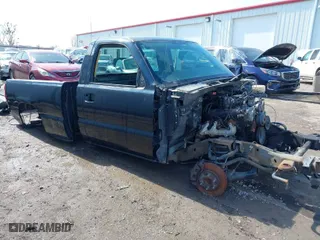 2005 Chevrolet Silverado 1500 Work Truck with VIN 1GCEC14X95Z330927, listed as a IAAI auction lot 41565885 with 1 mi miles. Bid and sale history available at carsss.com. Image 1.
